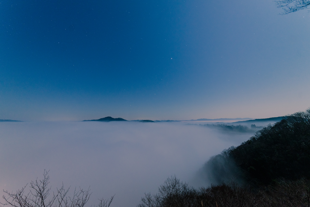 鎌倉山からの雲海-2