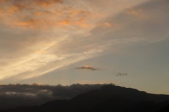 雨降りの山