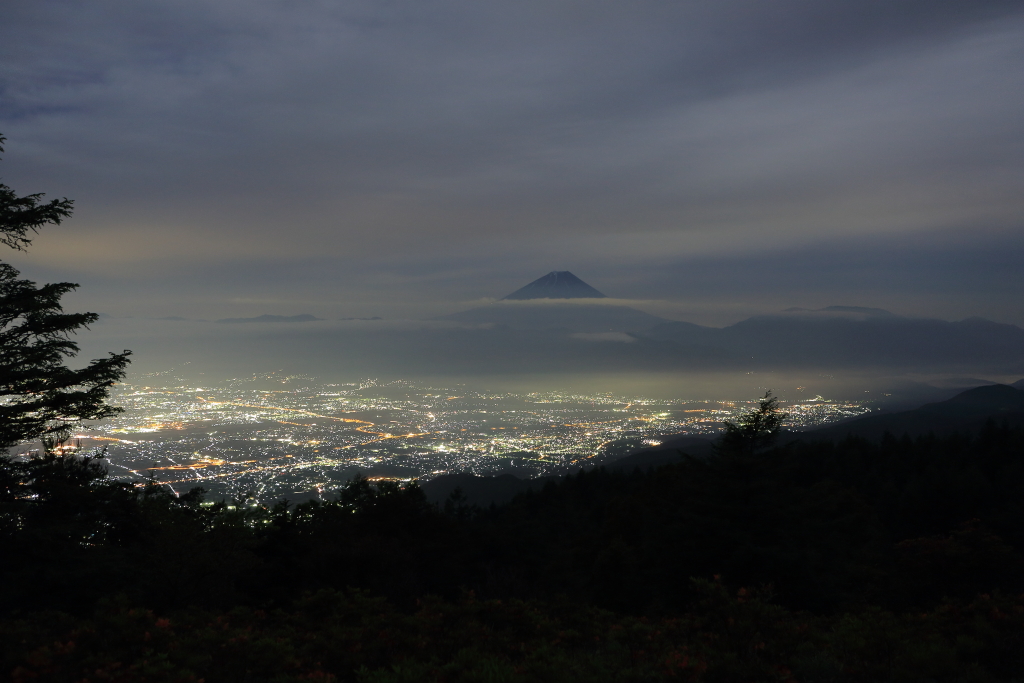 祝！ 富士山世界遺産登録おめでとう！！ 甘利山で祝福　富士三昧123