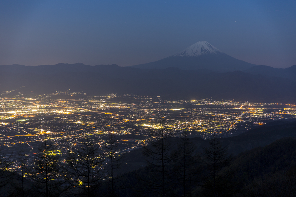 富士三昧312-2 甲府盆地の夜景