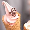 ミツバチとソフトクリーム