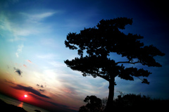 立石の夕焼け