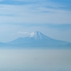霞に浮かぶ富士の山