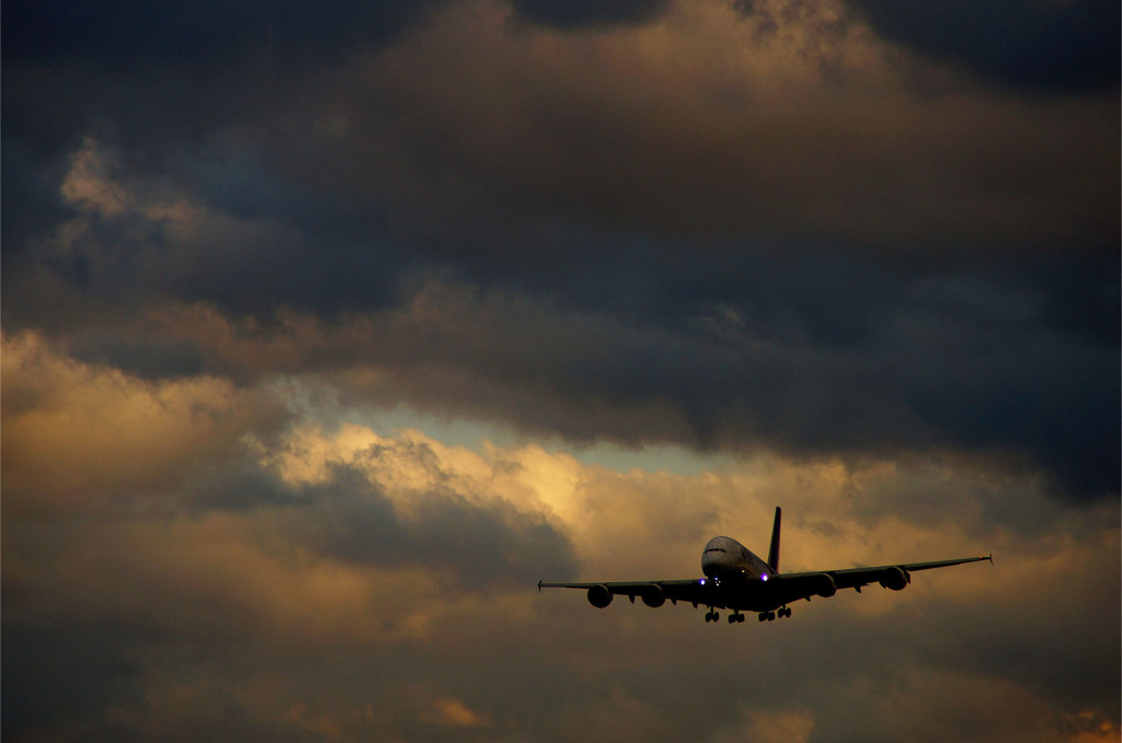 SUNSET A380