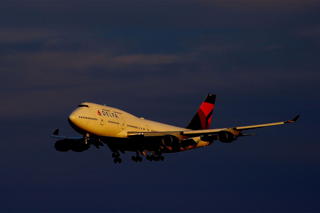 SUNSET AIRPLANE