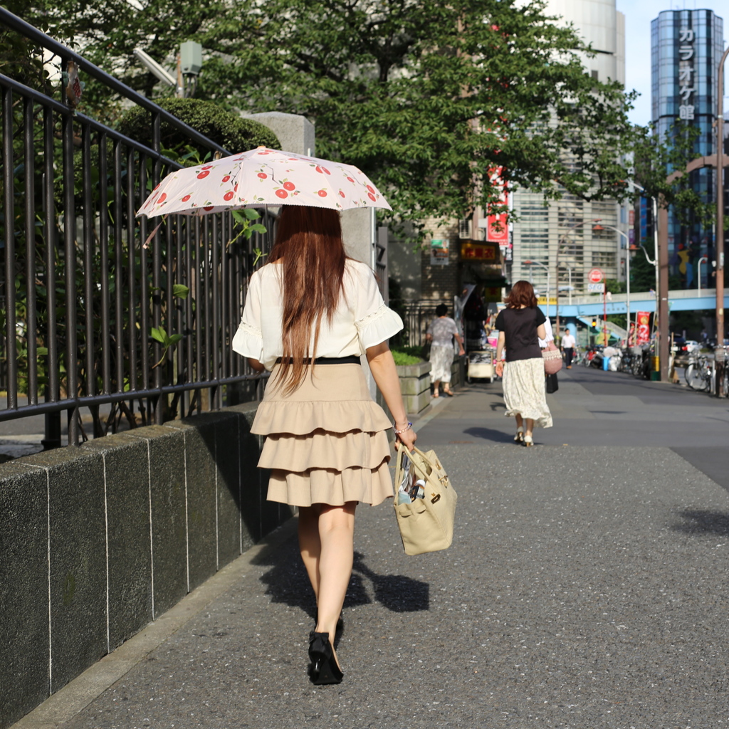 お嬢さん　どちらへ