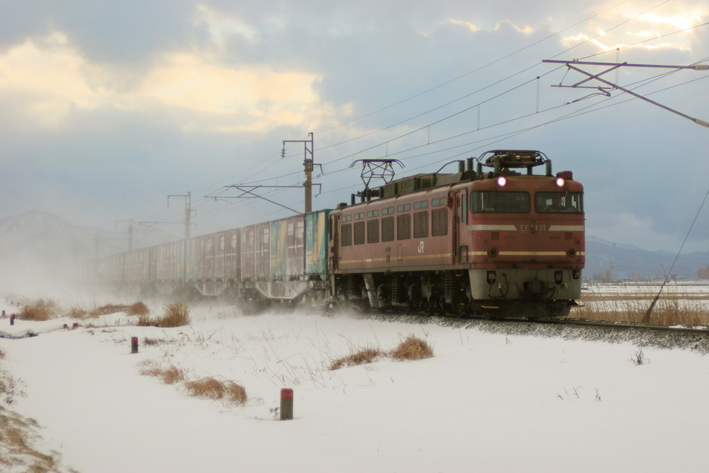 EF81疾走