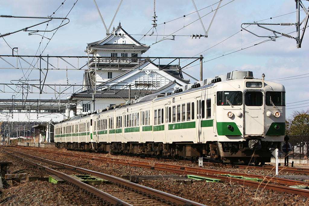 お城みたいな駅