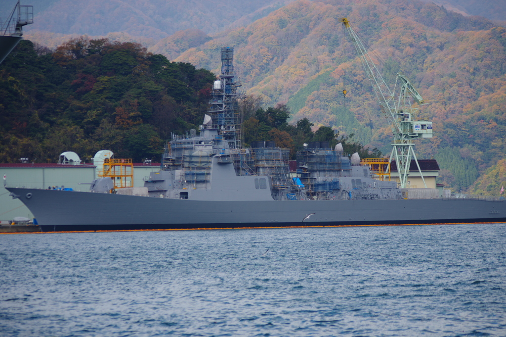 舞鶴港　海上自衛隊艦船