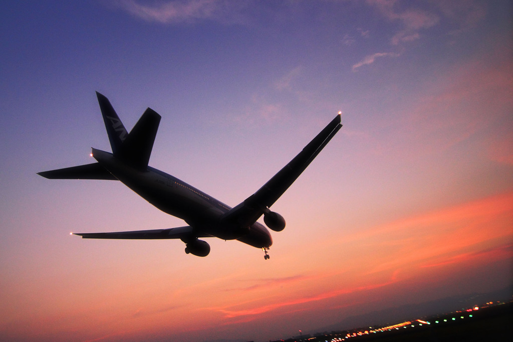 夕空の飛行機