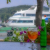 湖畔のカフェ