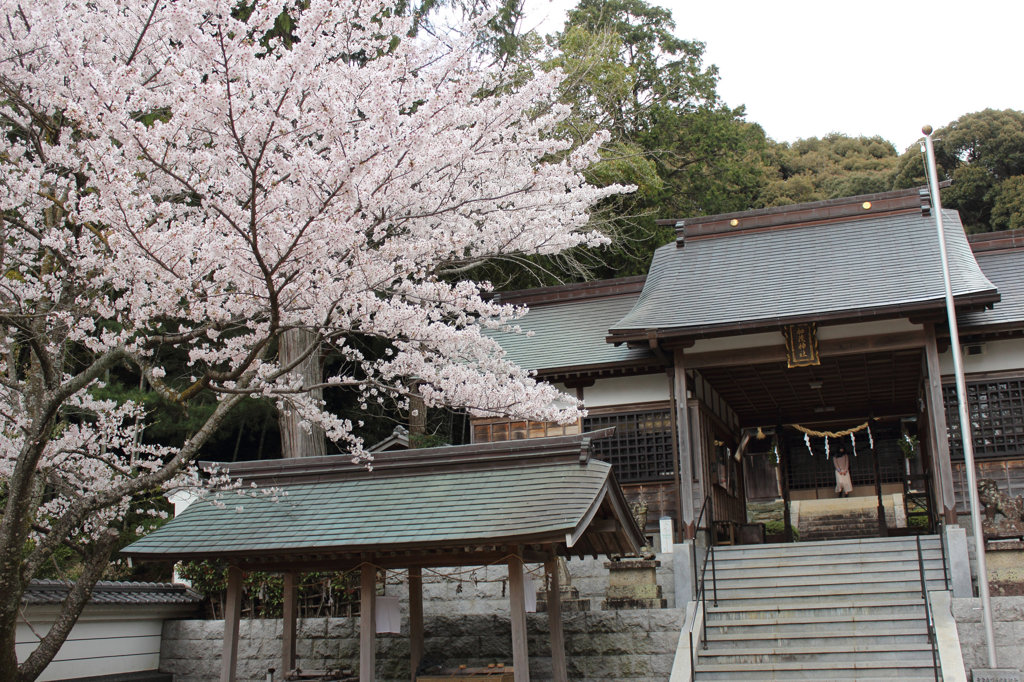 加茂郷神社にて