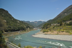 春の球磨川