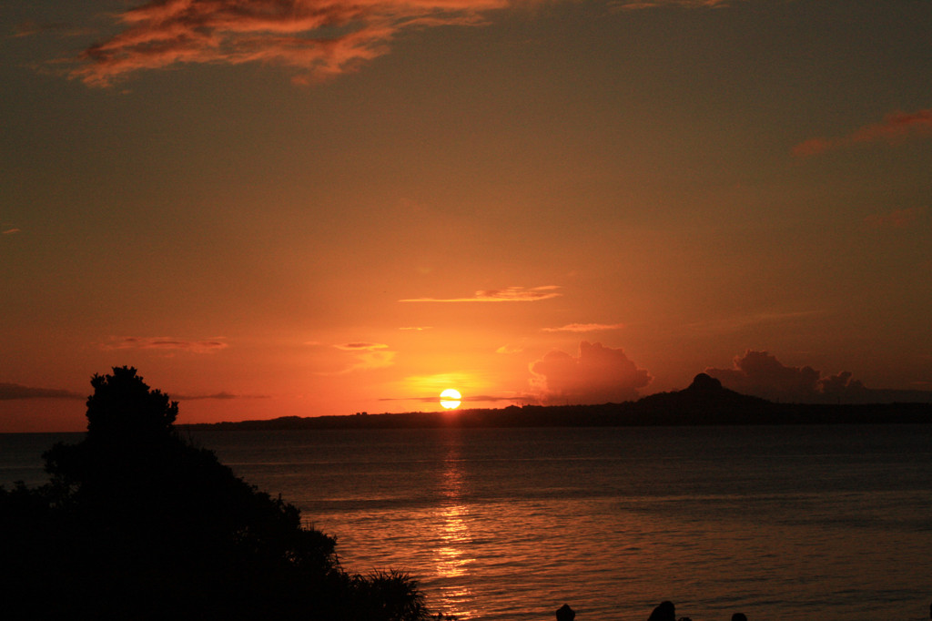 美ら海水族館　でたとこの夕焼け