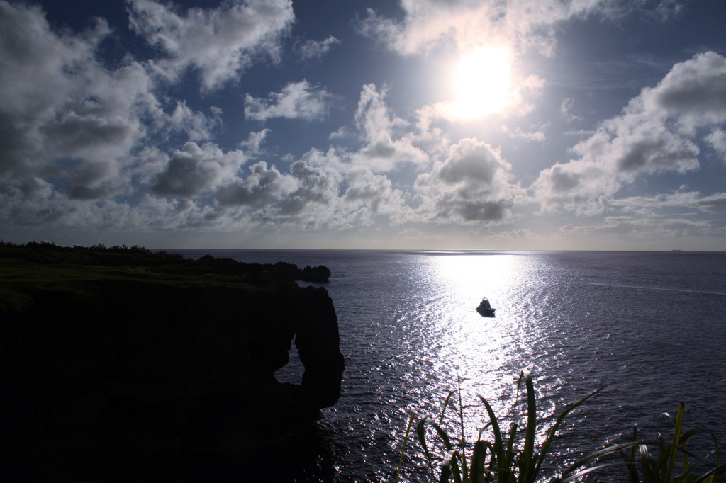 万座毛　夕焼け前