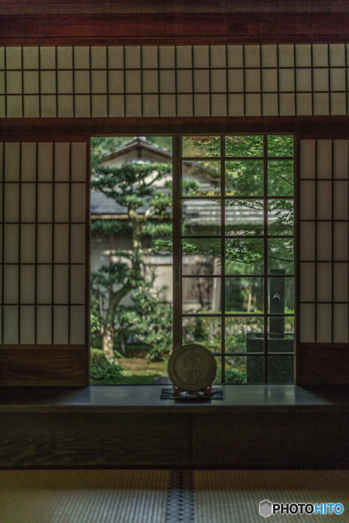 まど