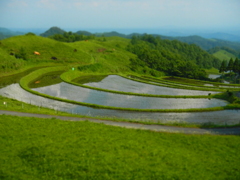 産山の扇田