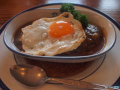 待望の目玉焼きのせ