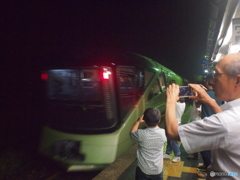 四季島通過