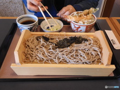 ざるミニ天丼
