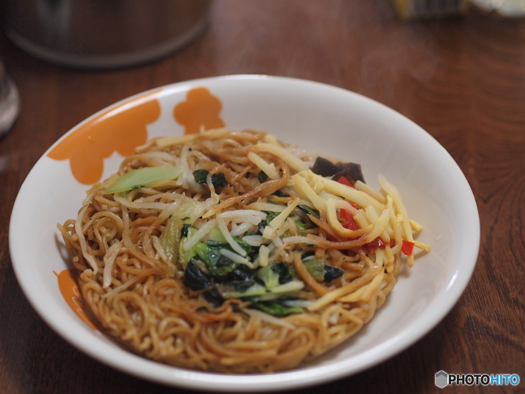 日清上海焼きそば(冷凍)　湯気付