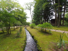 有備館にて