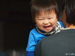 孫　孫を撮る