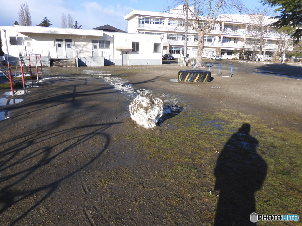 雪だるま　の　なれの果て