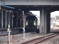 古川駅通過