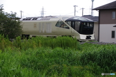 四季島通過５