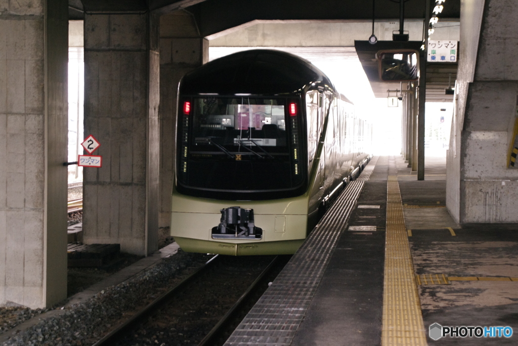 四季島通過