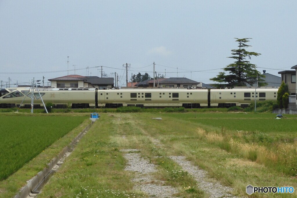 四季島通過トリミング