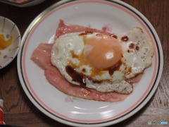 ベーコンエッグ