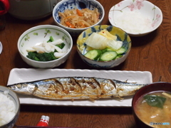 夕食はさんまの塩焼き 夕食はさんまの塩焼き