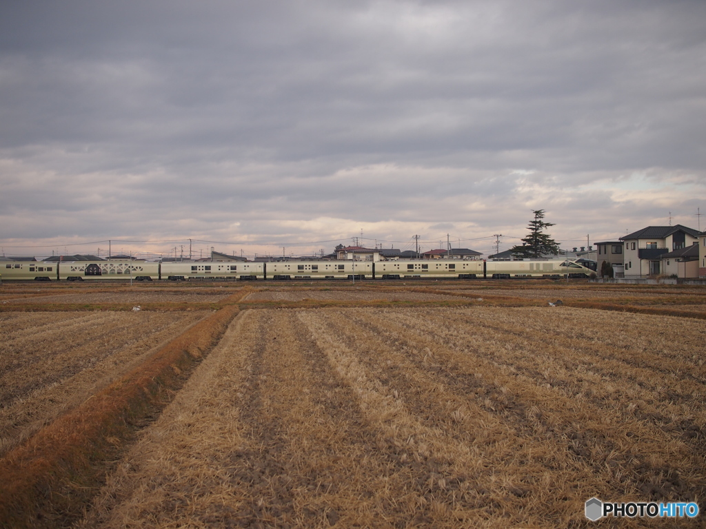 四季島通過