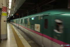 上野　地下ホーム