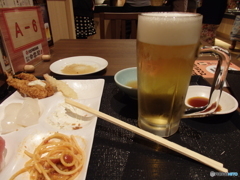ようやく生ビール到着