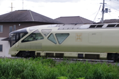 四季島通過３