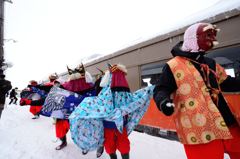 獅子が舞う駅1