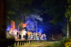 線路上運行　　芦野公園駅1