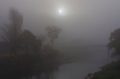 五里霧中