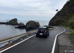 黒ヶ浜を駆け抜けて