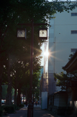 街漏光