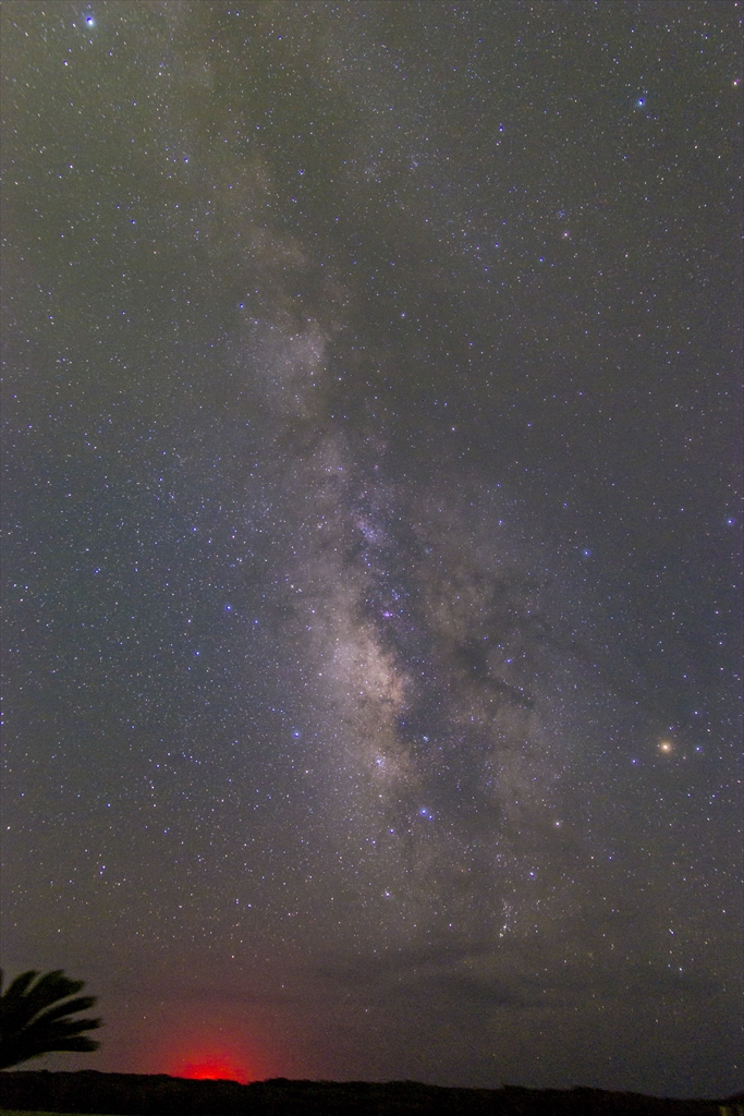 一瞬の雲の切れ間に