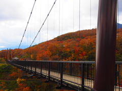 秋色吊り橋