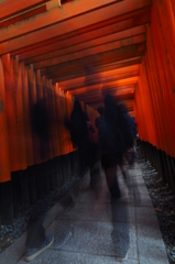 ここではない世界へ