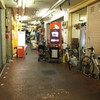 夜・渋谷区・商店街