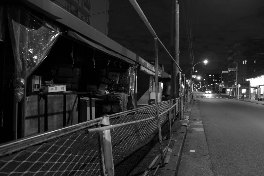 深夜・市場界隈