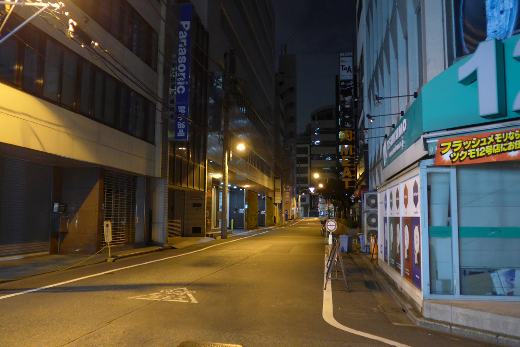 秋葉原・深夜徘徊 (7)