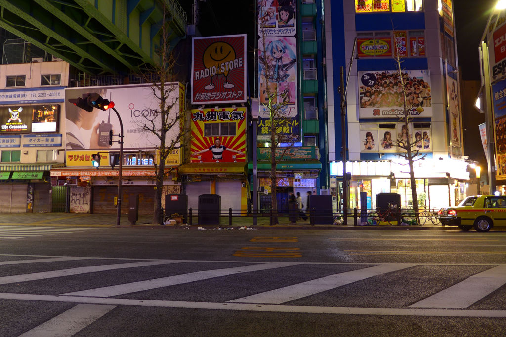 夜・秋葉原